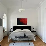 דירה Well Pretty Places - Sustainable Interior Design In The Citycenter *