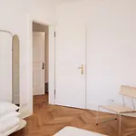 דירה Well Pretty Places - Sustainable Interior Design In The Citycenter *
