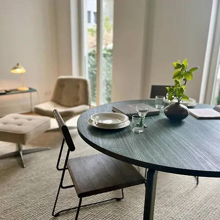 Well Pretty Places - Sustainable Interior Design In The Citycenter Apartmán *