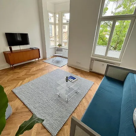 דירה Well Pretty Places - Sustainable Interior Design In The Citycenter קאסל