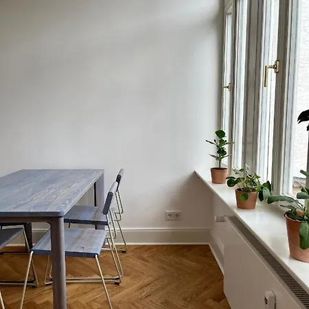 דירה Well Pretty Places - Sustainable Interior Design In The Citycenter קאסל