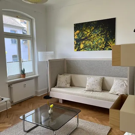 Well Pretty Places - Sustainable Interior Design In The Citycenter דירה *