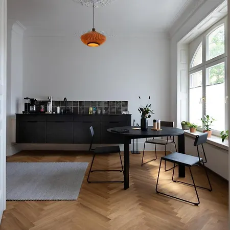 Well Pretty Places - Sustainable Interior Design In The Citycenter *