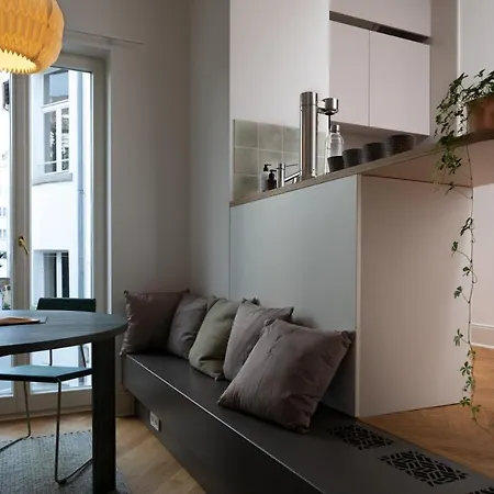 דירה Well Pretty Places - Sustainable Interior Design In The Citycenter *