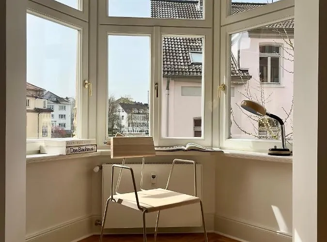 Well Pretty Places - Sustainable Interior Design In The Citycenter Apartman