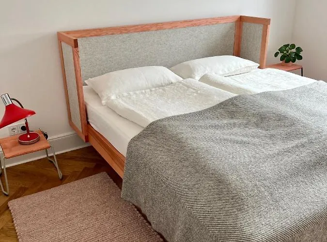 Well Pretty Places - Sustainable Interior Design In The Citycenter Apartman Kassel