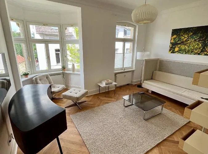 Well Pretty Places - Sustainable Interior Design In The Citycenter Apartmán *